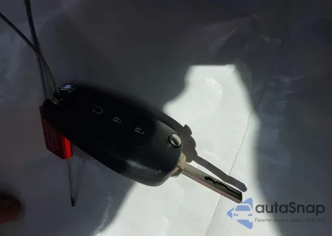 2024 Chevrolet Trax Fwd 1Rs z USA, uszkodzony, nr VIN KL77LGE26RC013983